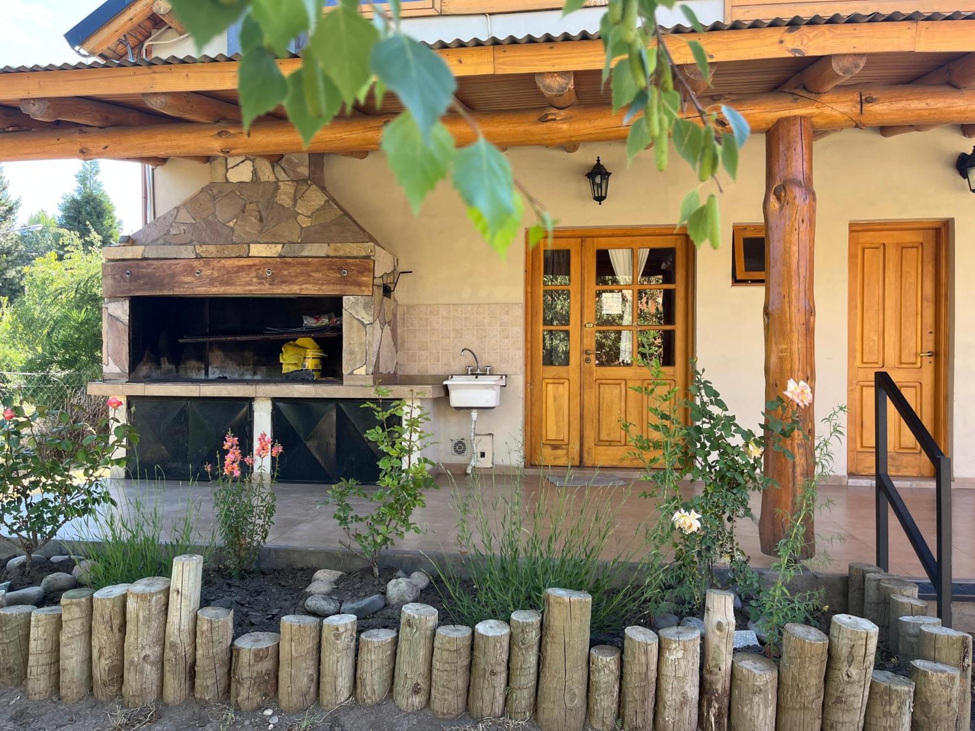 Complejo Hotelero Illihue - Cabanas & Hosteria Junin de los Andes Exterior photo