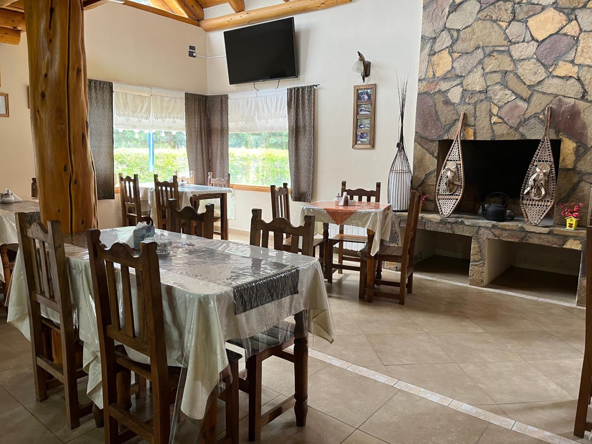Complejo Hotelero Illihue - Cabanas & Hosteria Junin de los Andes Exterior photo