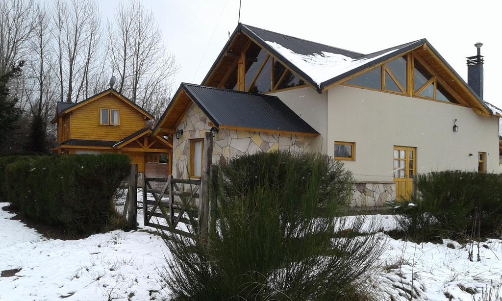 Complejo Hotelero Illihue - Cabanas & Hosteria Junin de los Andes Exterior photo